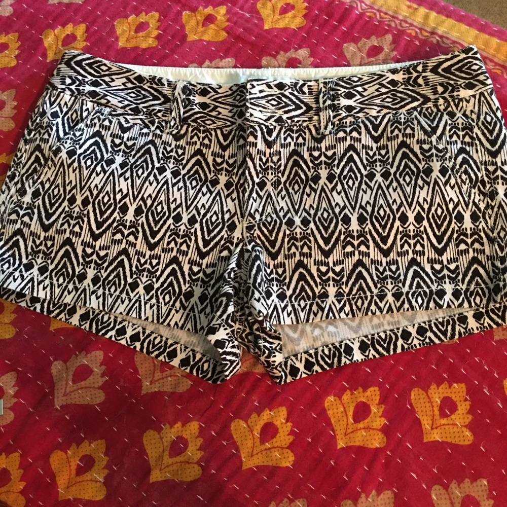 American Eagle Tribal Print Shorts